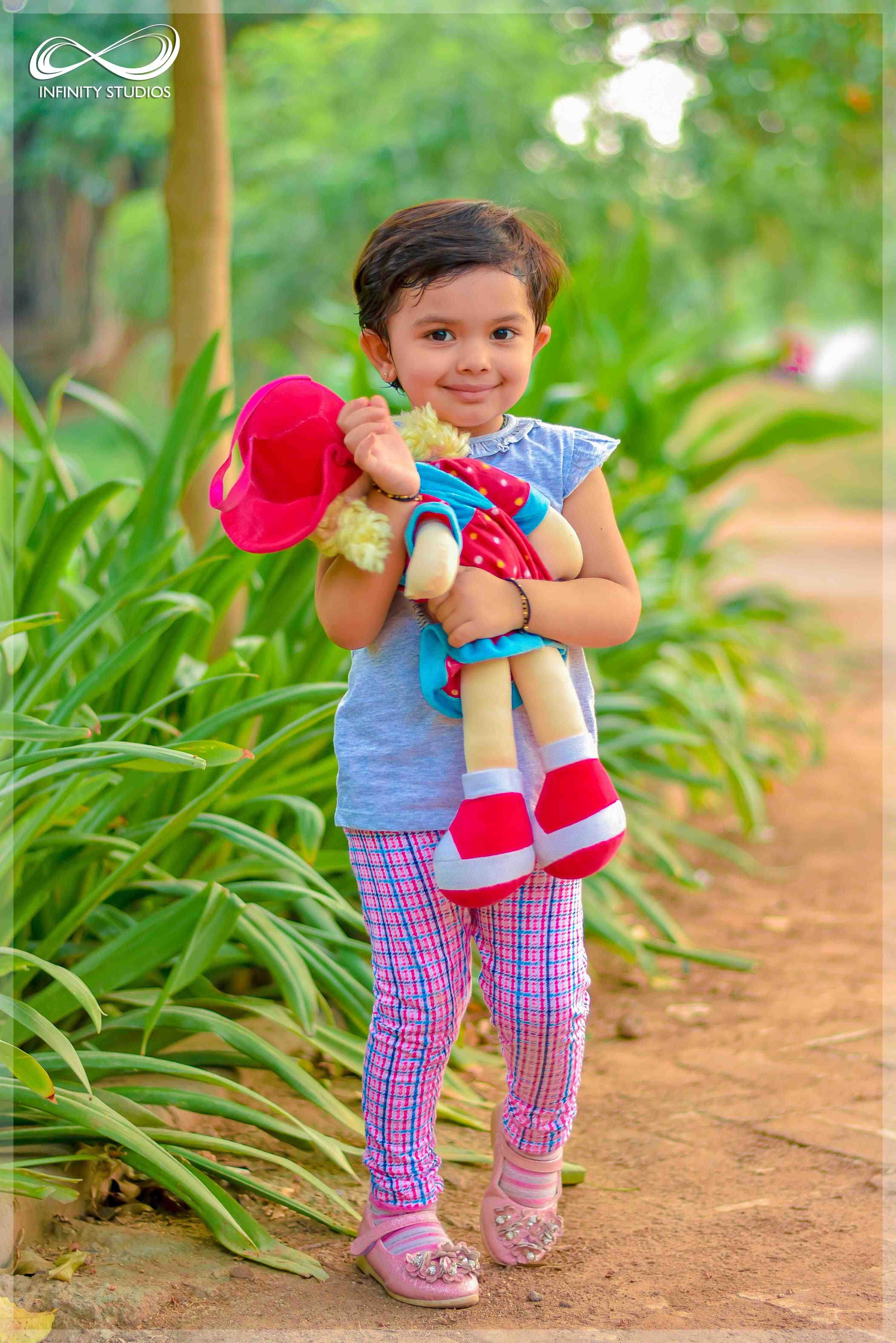 Gold Baby Shoot - Khushi